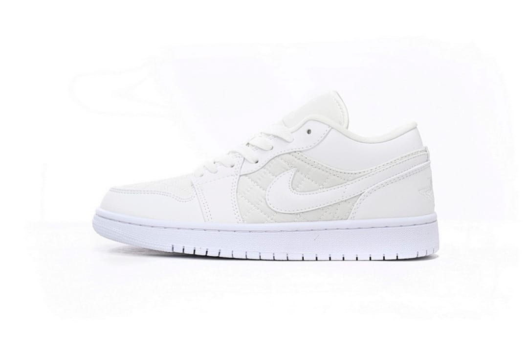 Air Jordan 1 Low Triple White