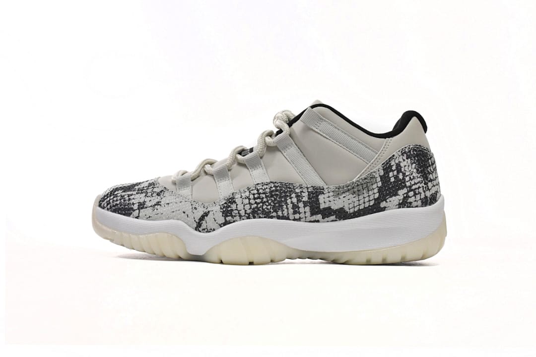 Air Jordan 11 Retro Low x OFF White Low Light Bone Snakeskin (Colorway 2)