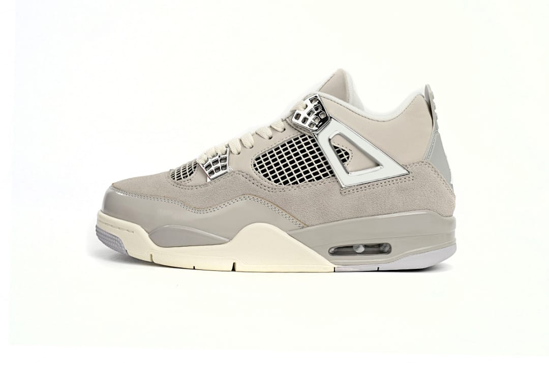 Air Jordan 4 OG x Travis Scott Frozen Moments