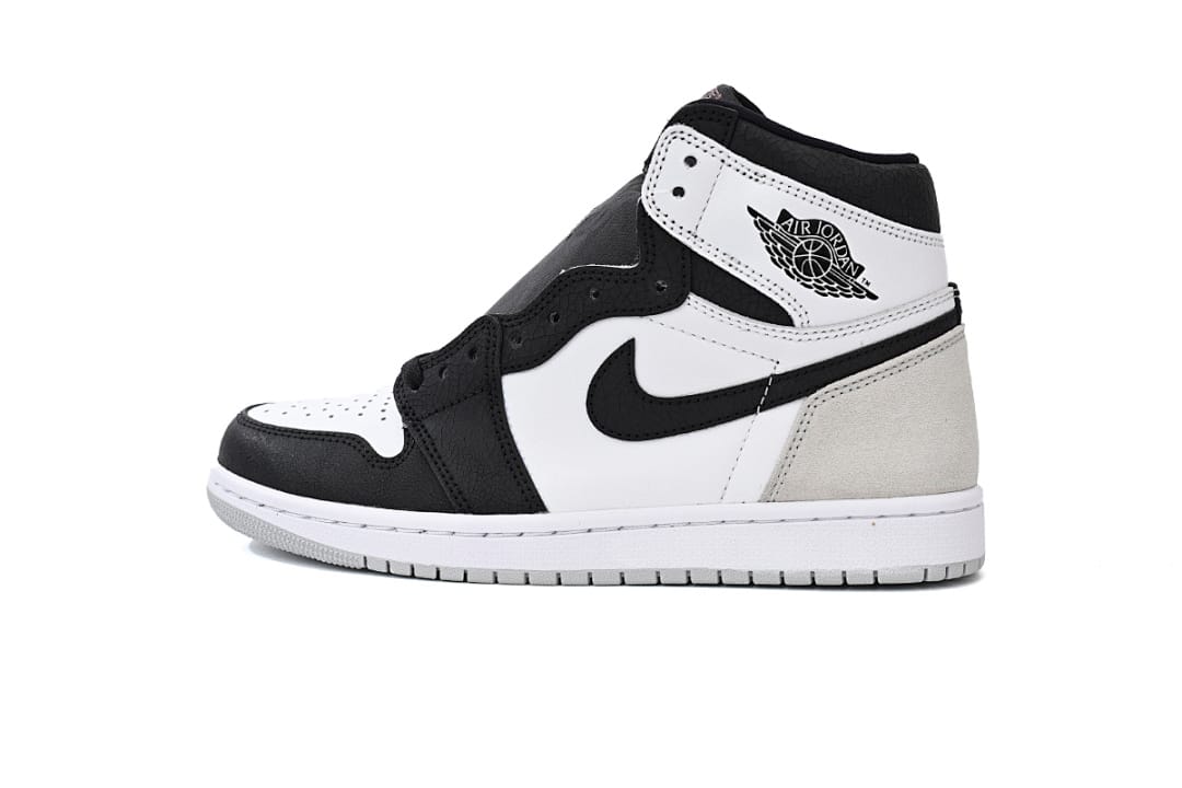 Air Jordan 1 Retro High OG Coral
