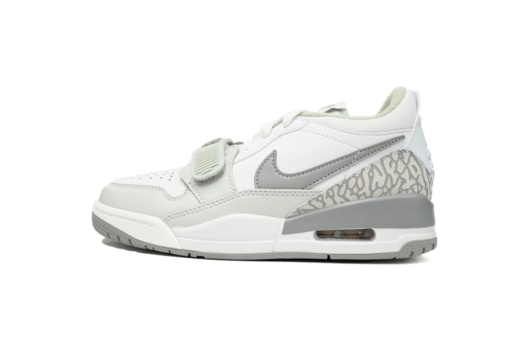 Air Jordan Legacy 312 SE x OFF White Sea Glass