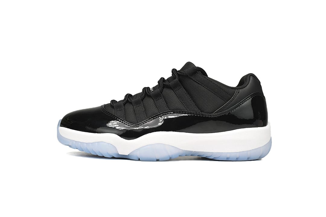 Air Jordan 11 Retro Low x OFF White White/Midnight Navy (Colorway 3)