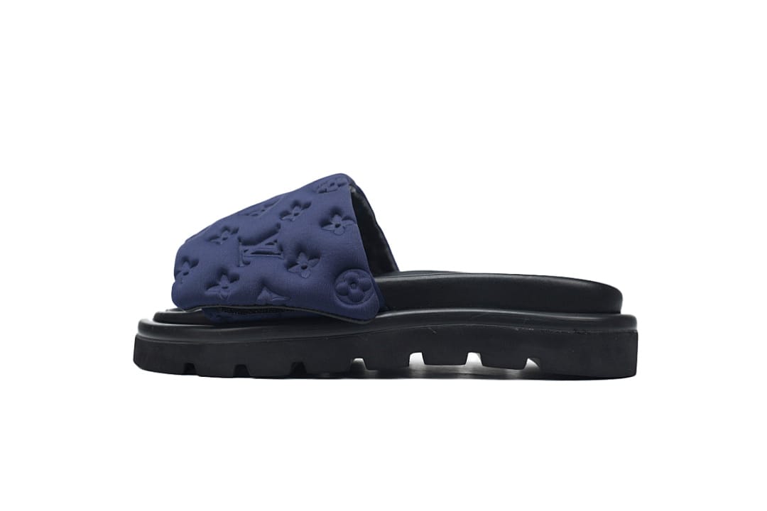 Louis Vuitton LV Velcro Pool Pillow Comfort (Colorway 16)