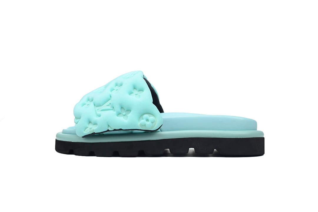 Louis Vuitton LV Velcro Pool Pillow Comfort (Colorway 15)