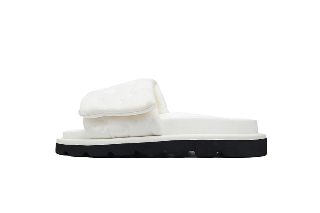Louis Vuitton LV Velcro Pool Pillow Comfort (Colorway 10)