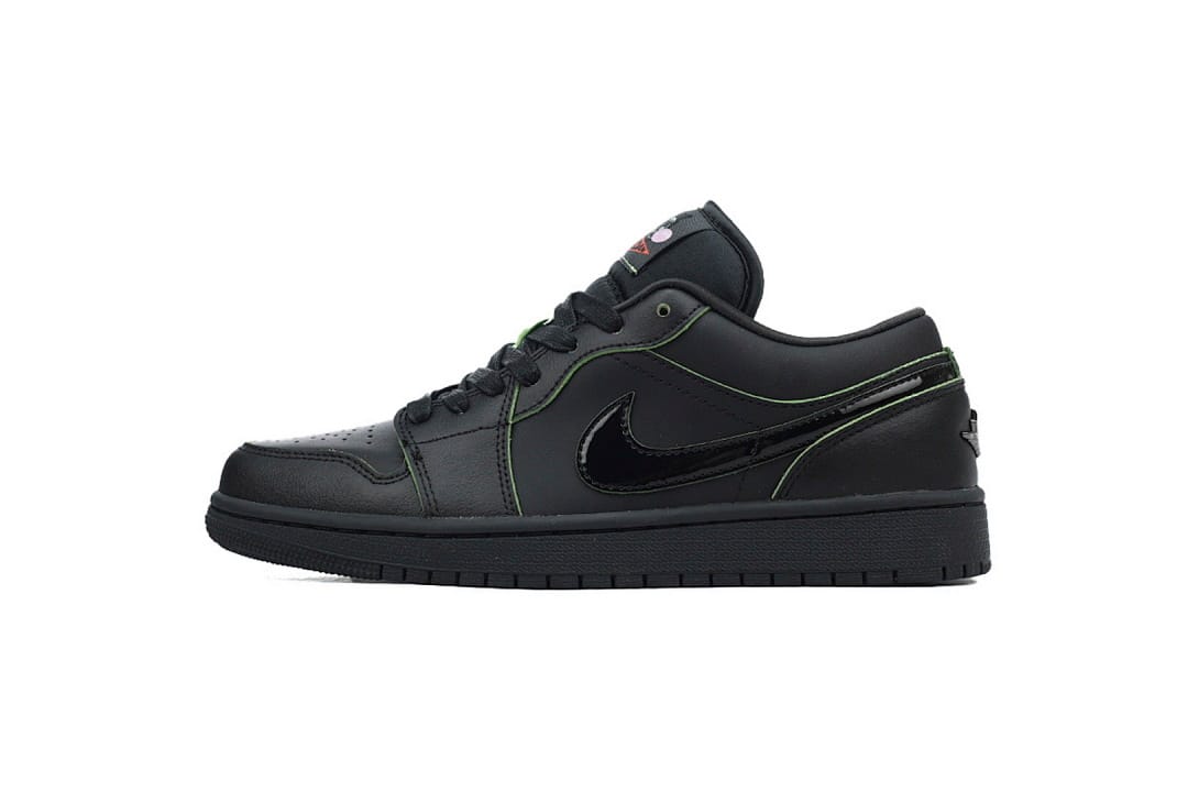 Air Jordan 1 Low SE Black Cat Mascot