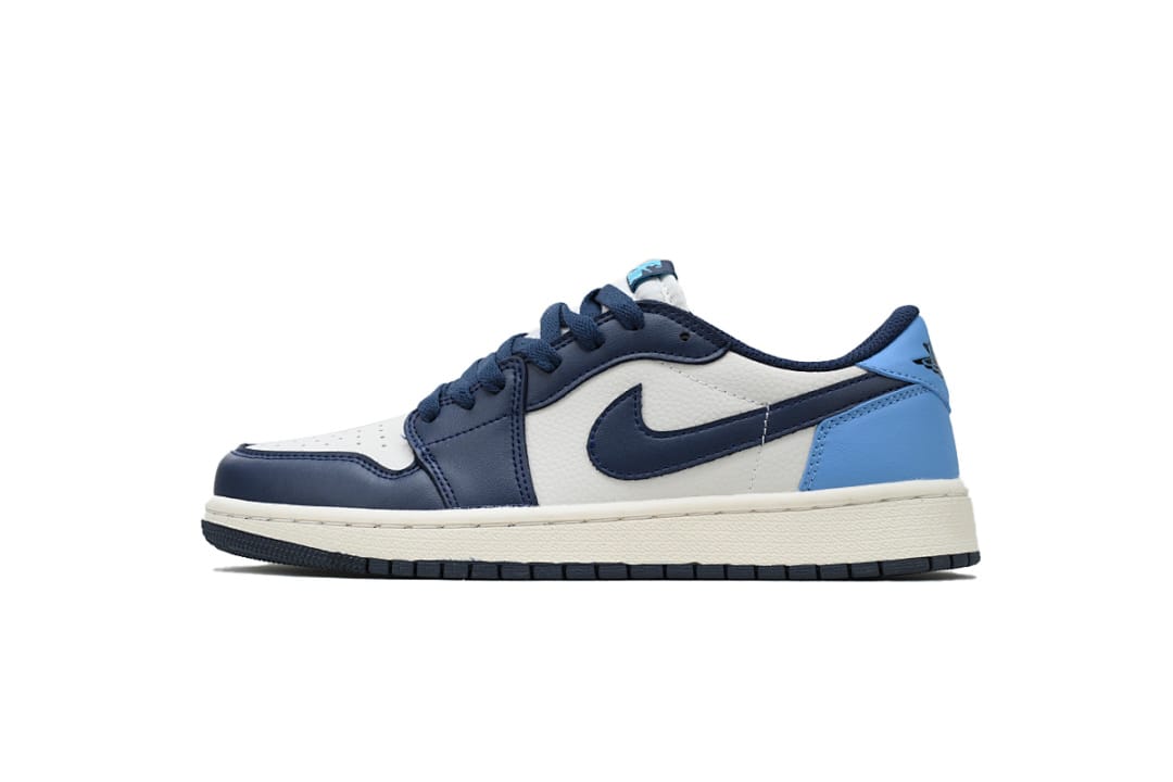 Air Jordan 1 Retro Low OG Obsidian UNC (Colorway 3)