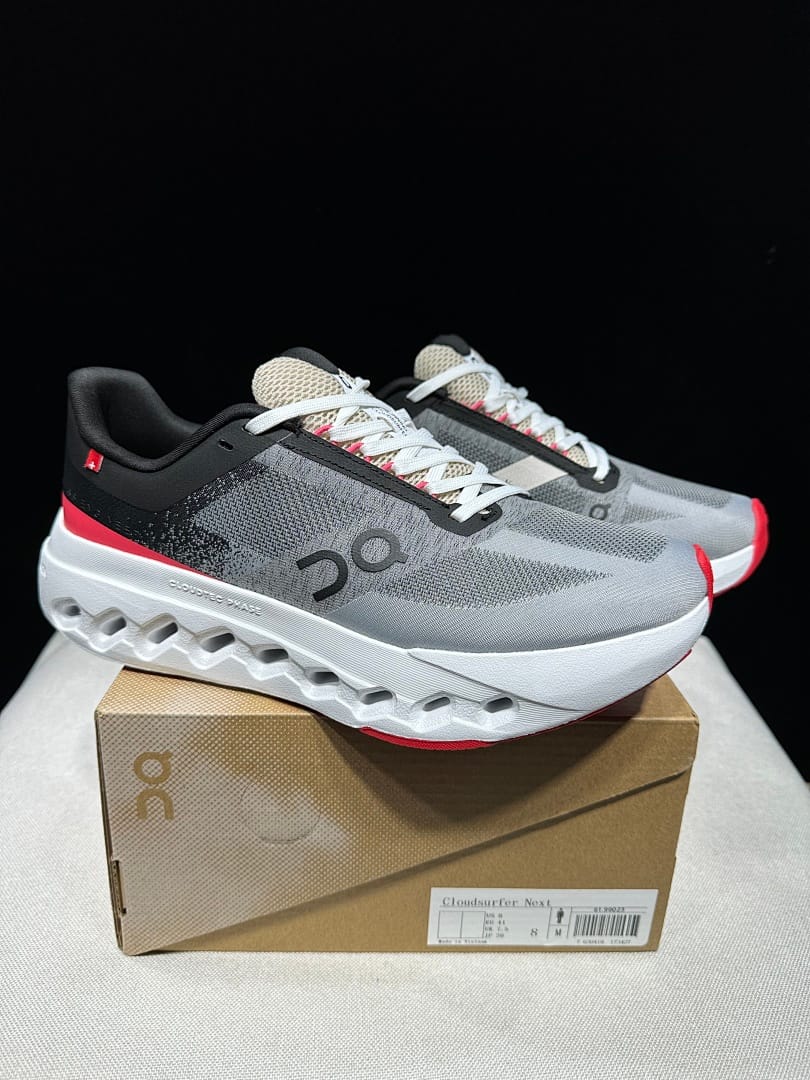 On Cloudsurfer Next (Colorway 6)