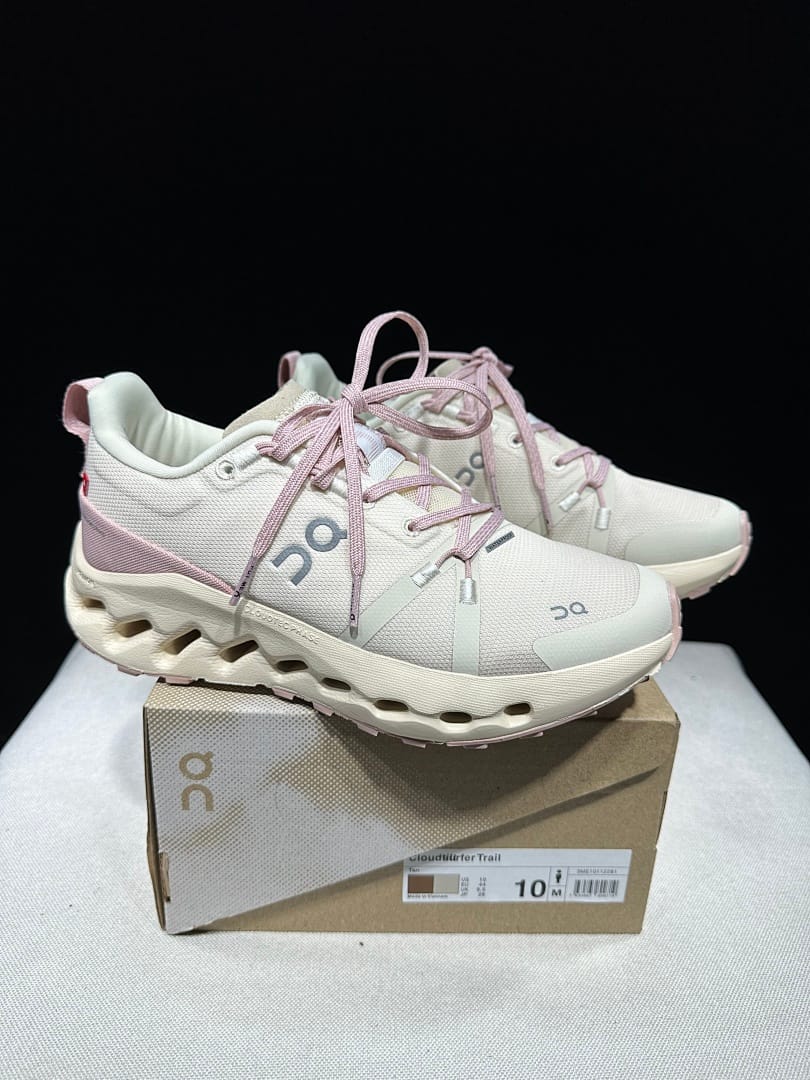 On Cloudsurfer Trail (Colorway 9)