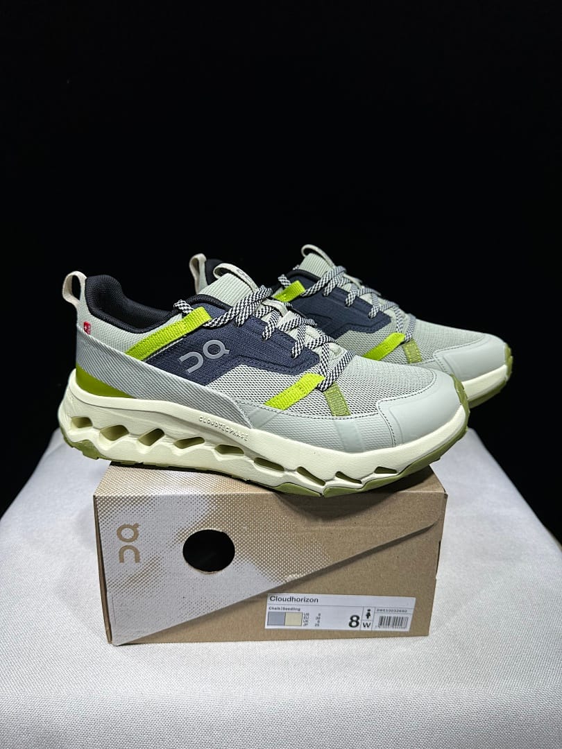 On Cloudhorizon 'Beige Green'
