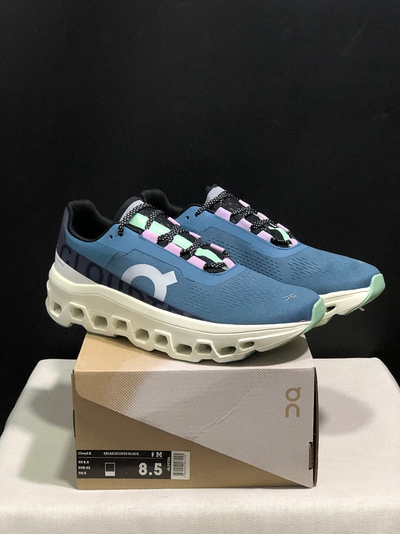 On Cloudmonster 'Dust Grey Steam Grey'