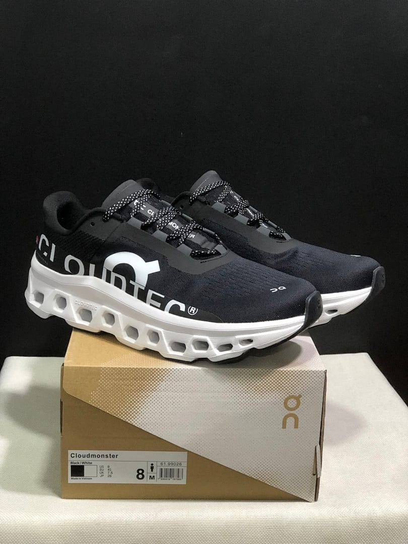 On Cloudmonster 'Black White'