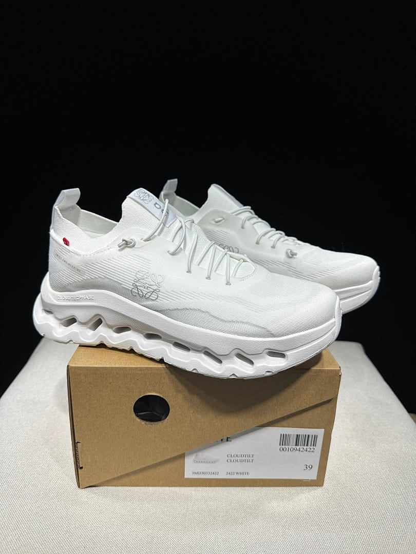 On × LOEWE Cloudtilt 'Triple White'