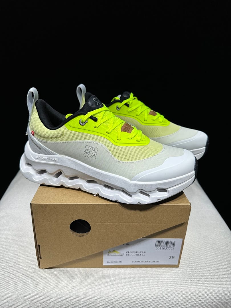 On × LOEWE Cloudtilt 2.0 (Colorway 3)