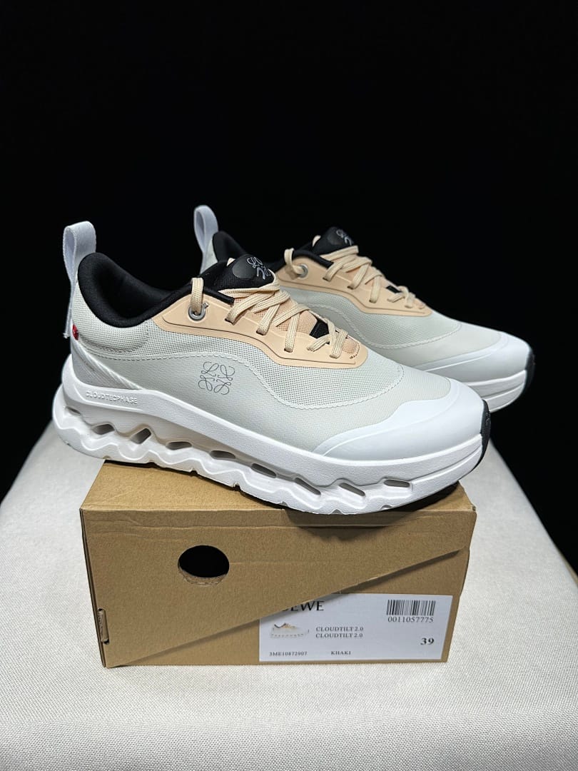 On × LOEWE Cloudtilt 2.0 (Colorway 2)