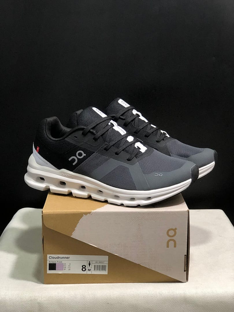 On Cloudrunner 'Triple Black'