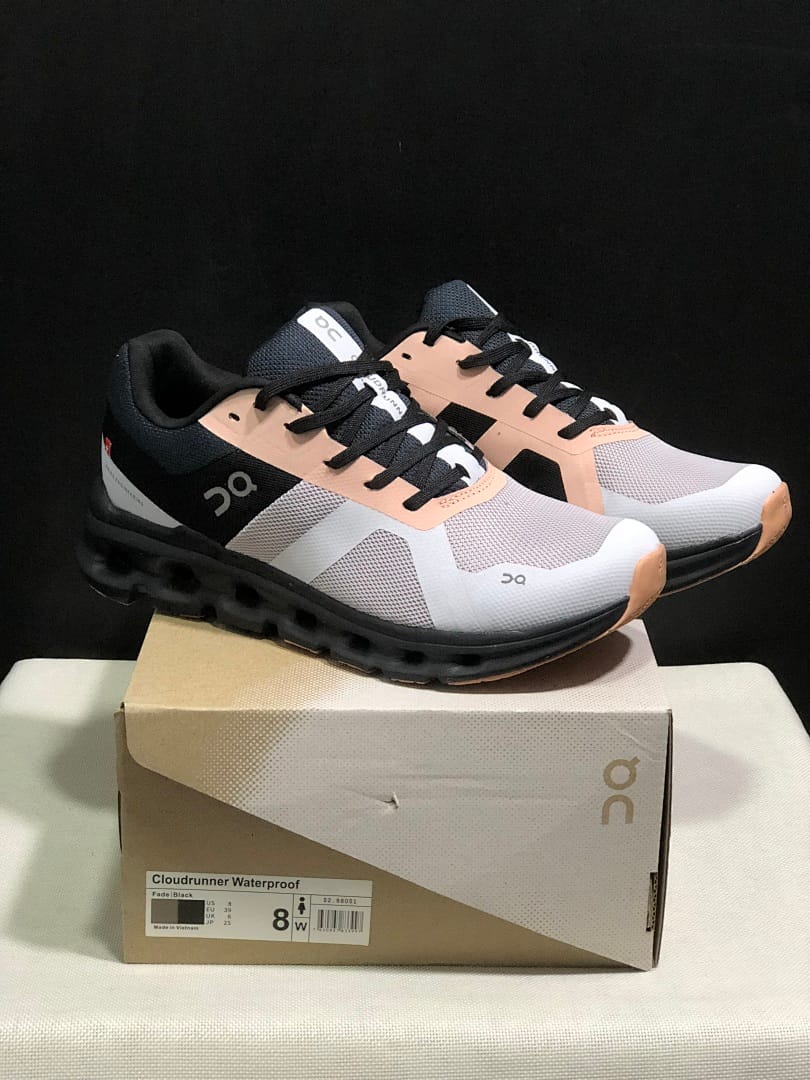 On Cloudrunner (Colorway 2)