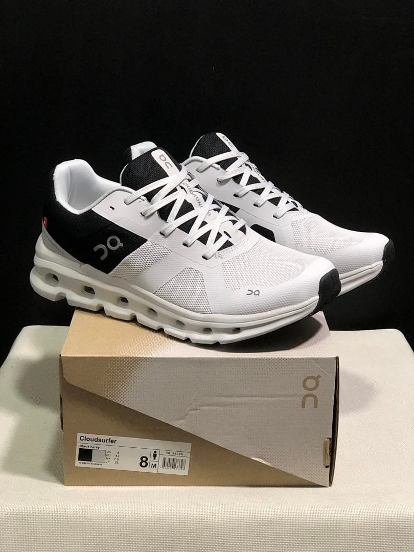 On Cloudrunner 'Glacier Grey'