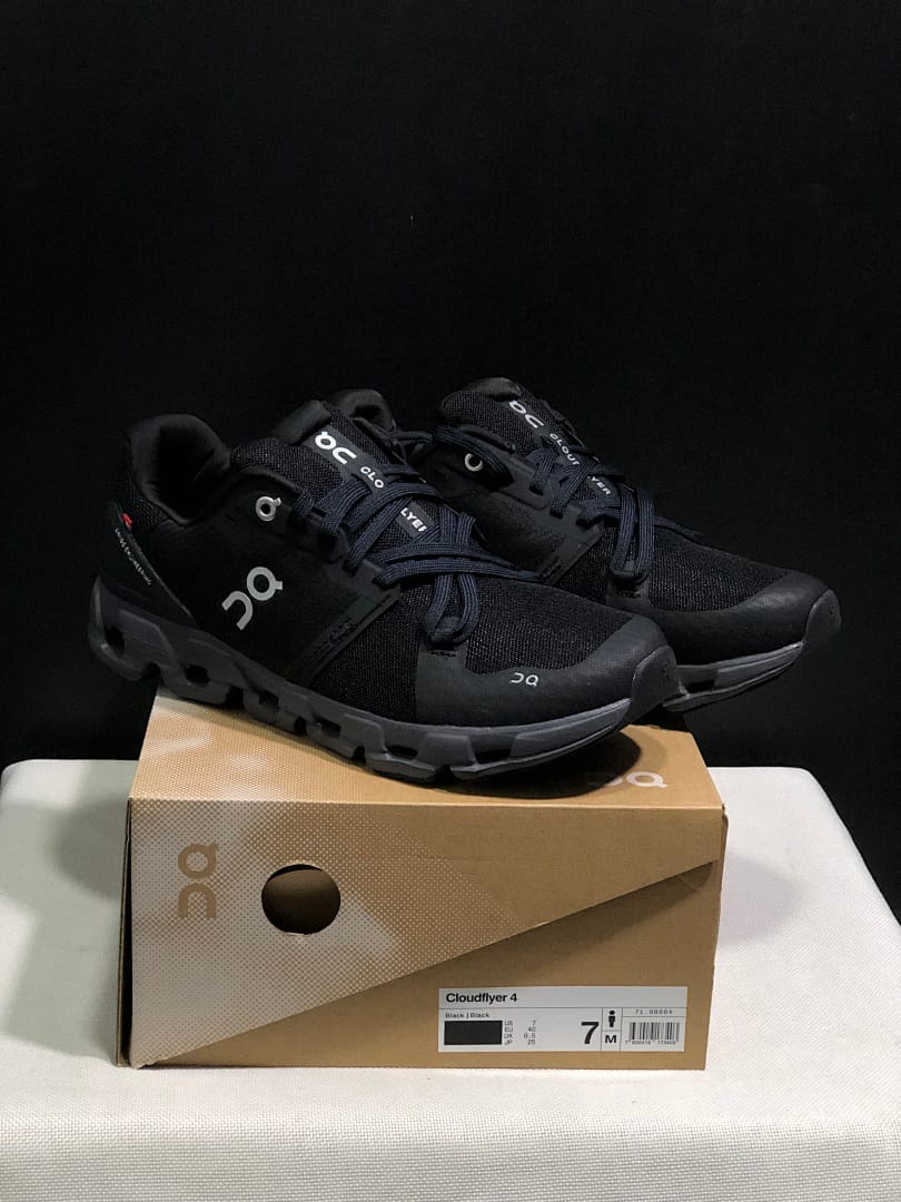 On Cloudflyer 4 'Triple Black'