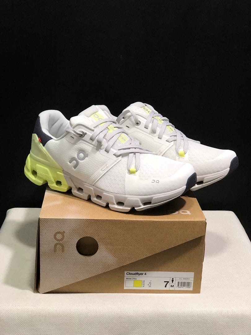 On Cloudflyer 4 (Colorway 3)