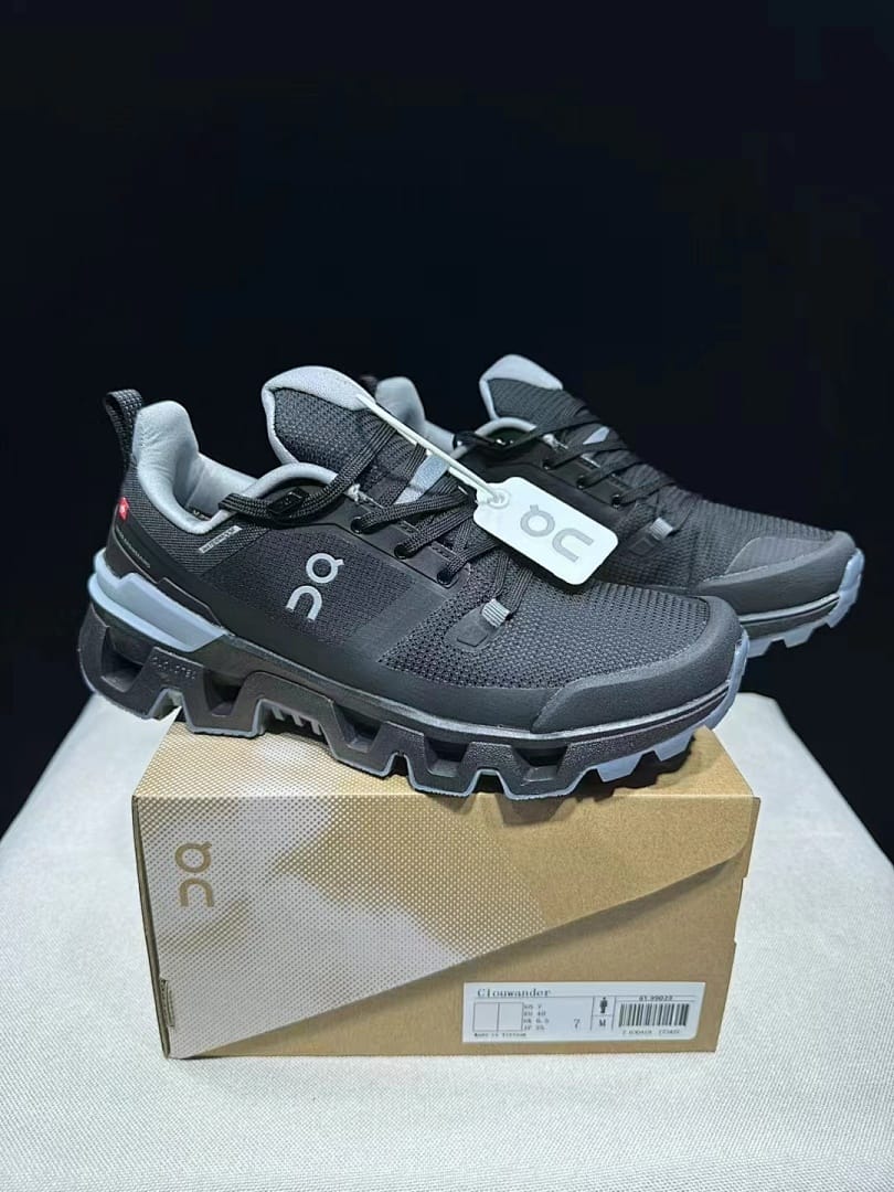 On Cloudwander WP (Colorway 6)