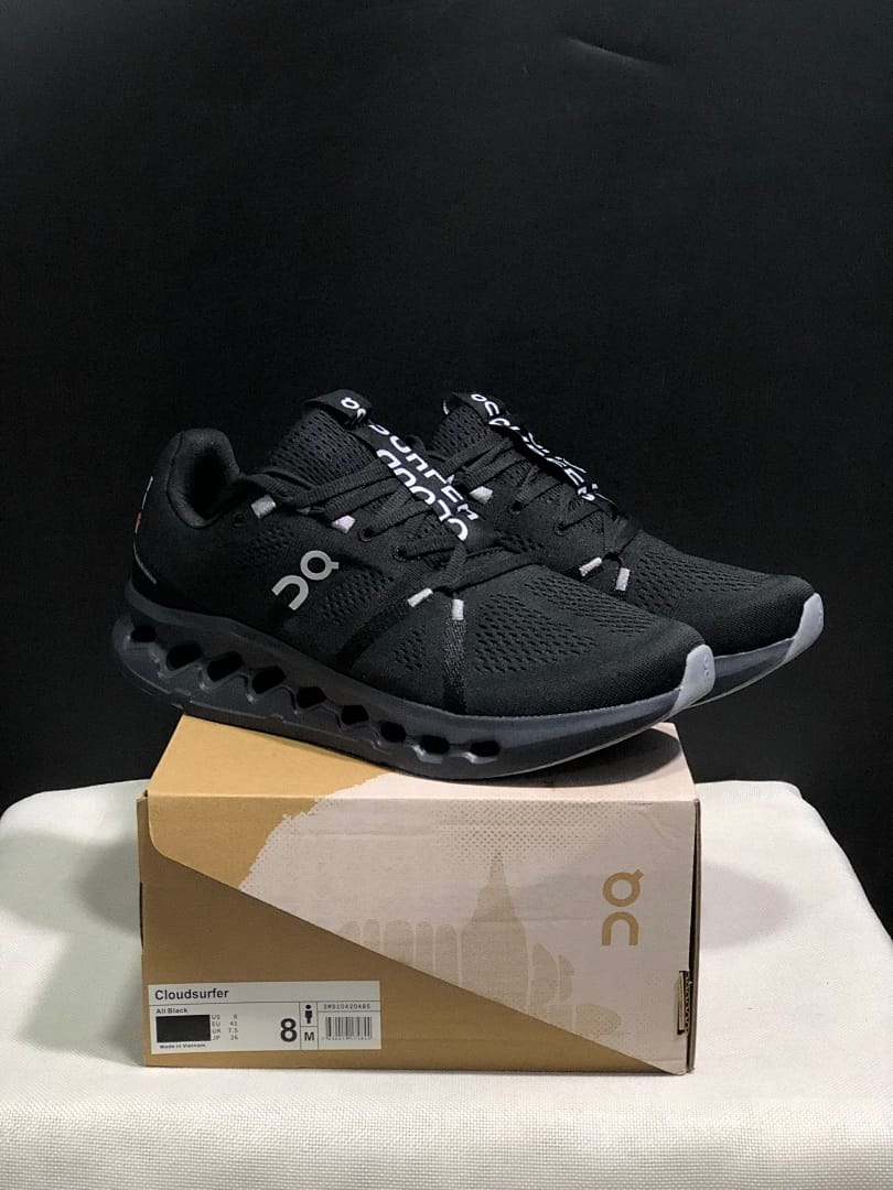 On Cloudsurfer 'Triple Black'