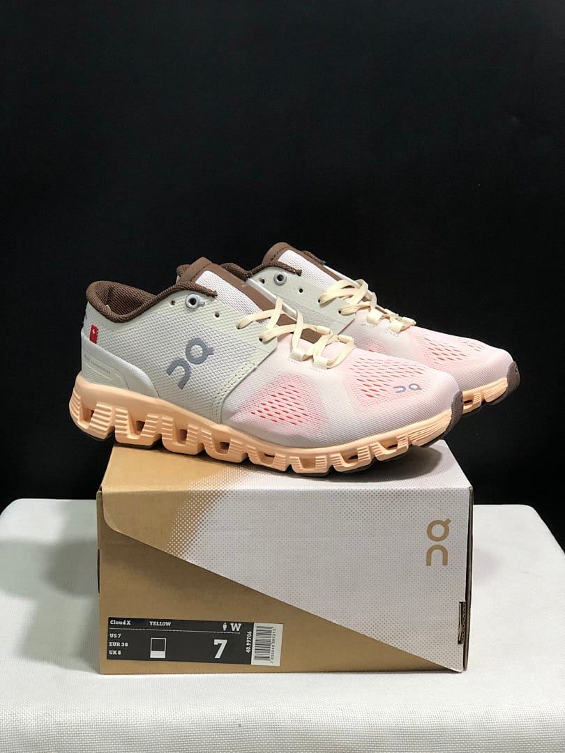On Cloud X 1 Shift 'Silver'