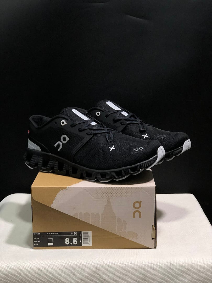 On Cloud X3 Shift (Colorway 15)