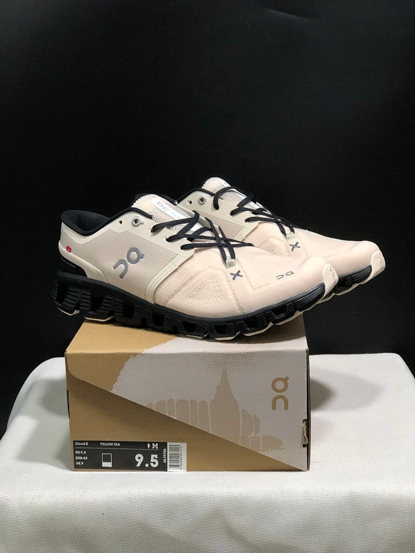 On Cloud X3 Shift (Colorway 7)