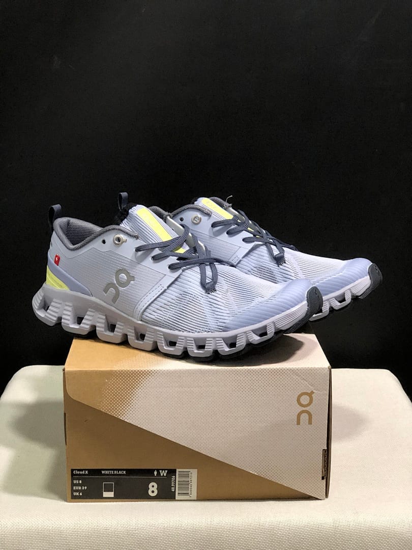 On Cloud X3 Shift (Colorway 2)