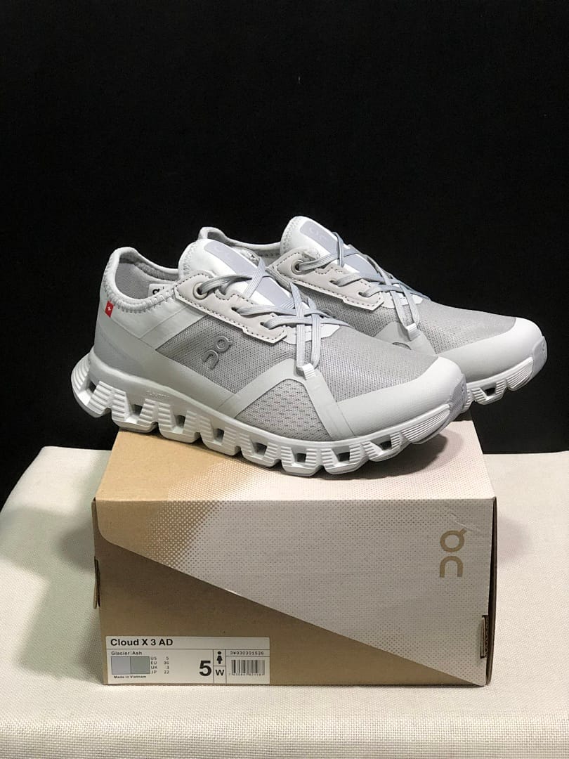 On Cloud X 3 Ad (Colorway 4)