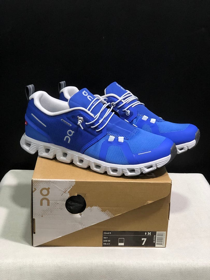 On Cloud 5 (Colorway 40)