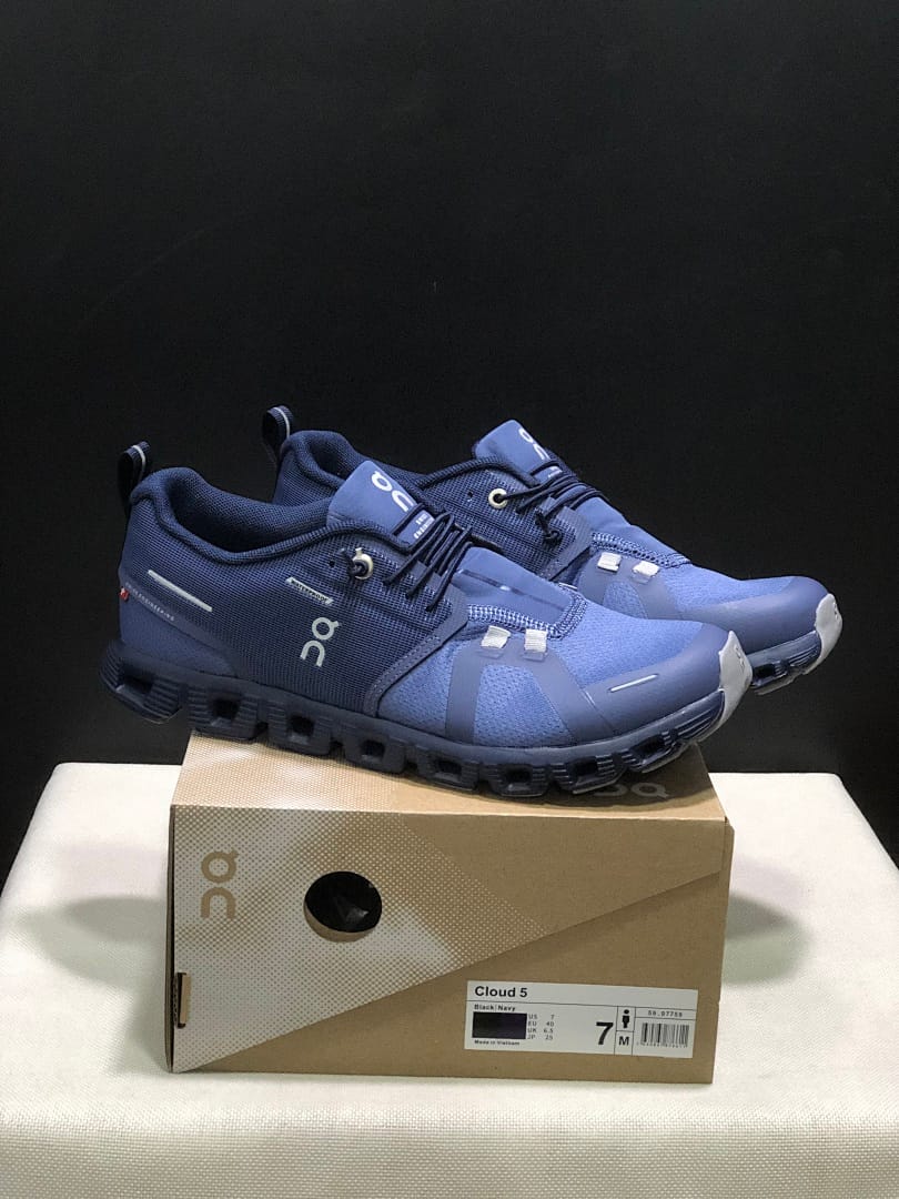 On Cloud 5 (Colorway 36)