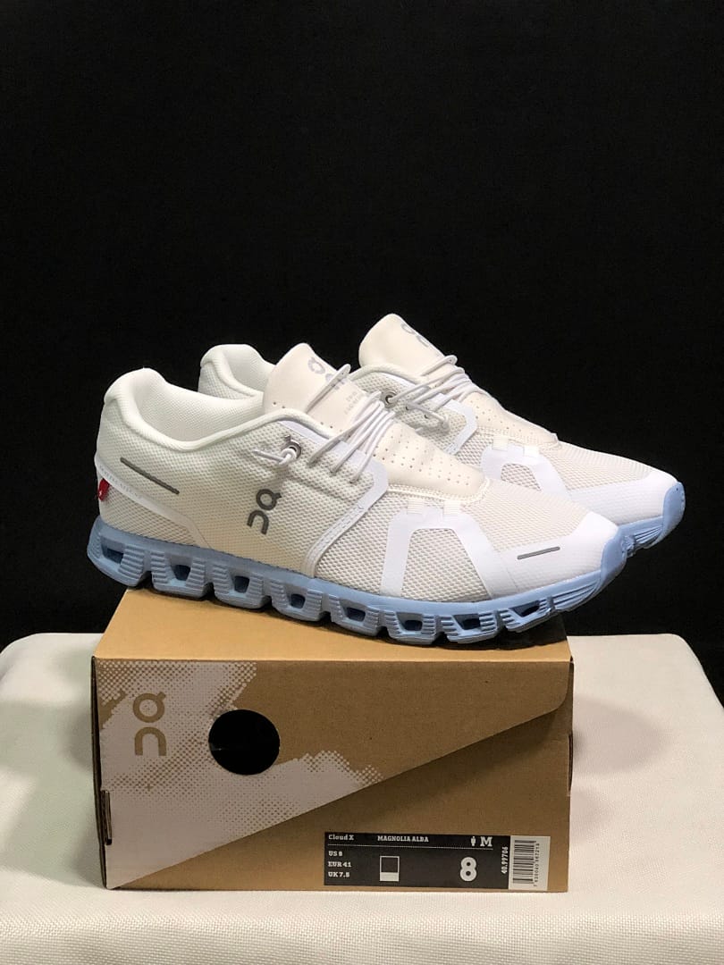 On Cloud 5 (Colorway 33)