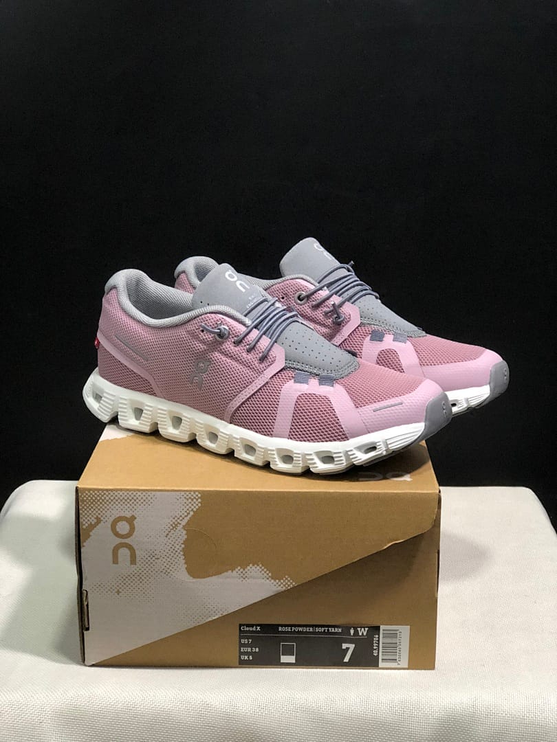 On Cloud 5 (Colorway 24)