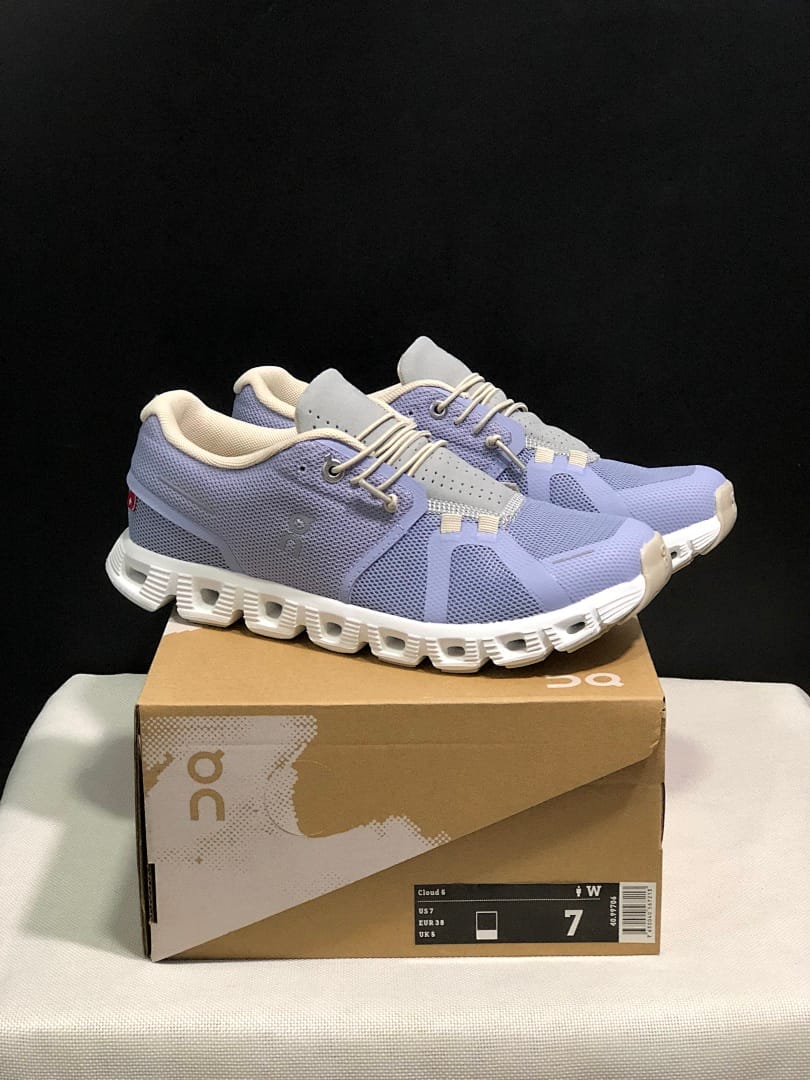 On Cloud 5 (Colorway 17)