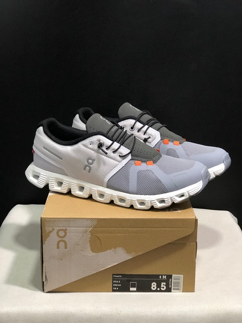 On Cloud 5 (Colorway 16)