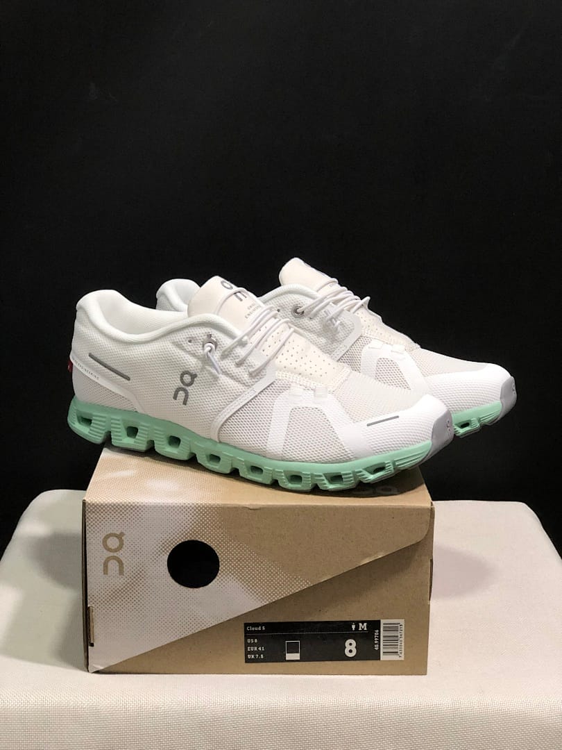 On Cloud 5 (Colorway 13)