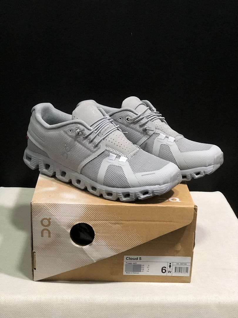 On Cloud 5 (Colorway 8)