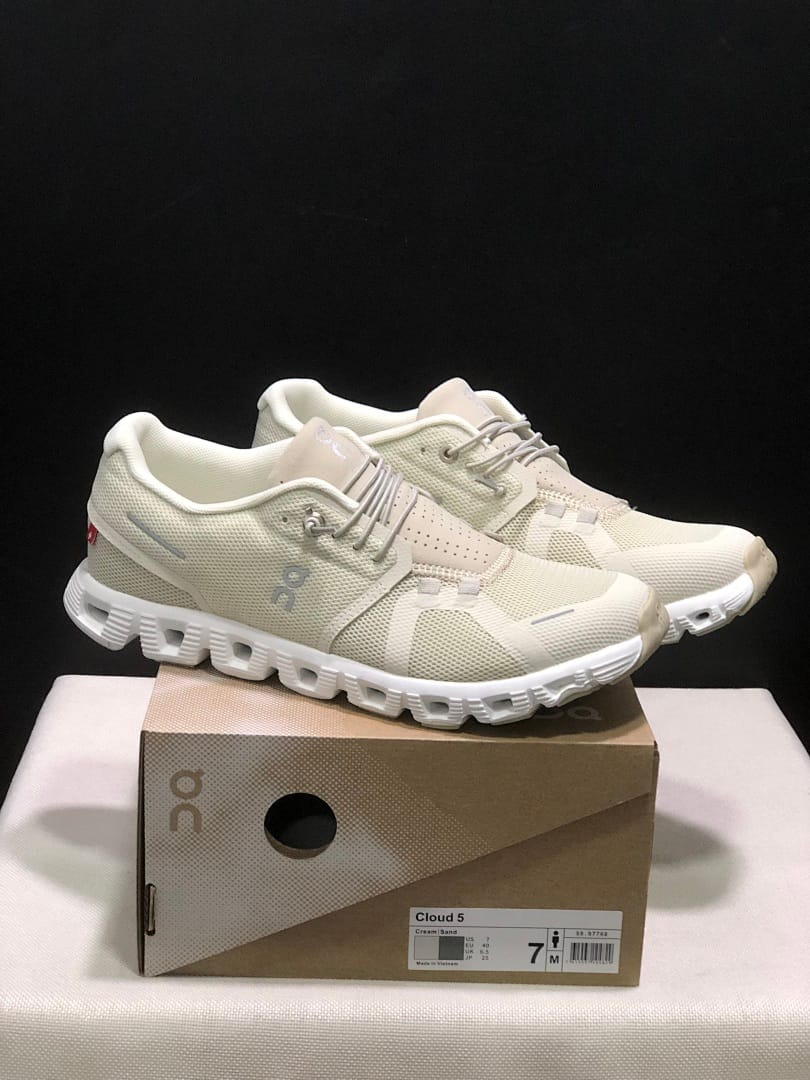 On Cloud 5 'Cream'