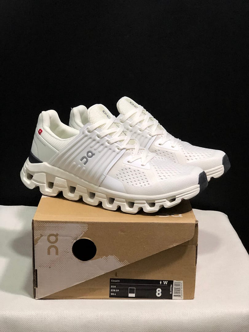 On Cloudswift 'White Black'