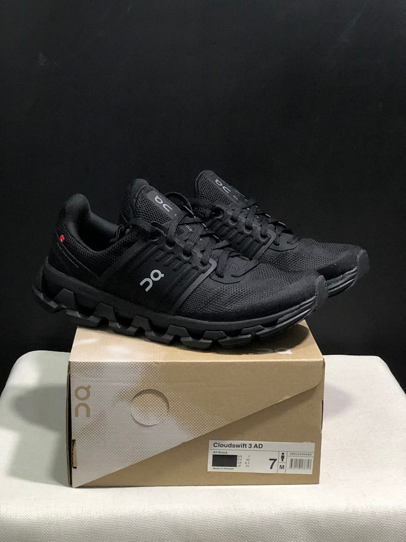 On Cloudswift 3 'Triple Black'