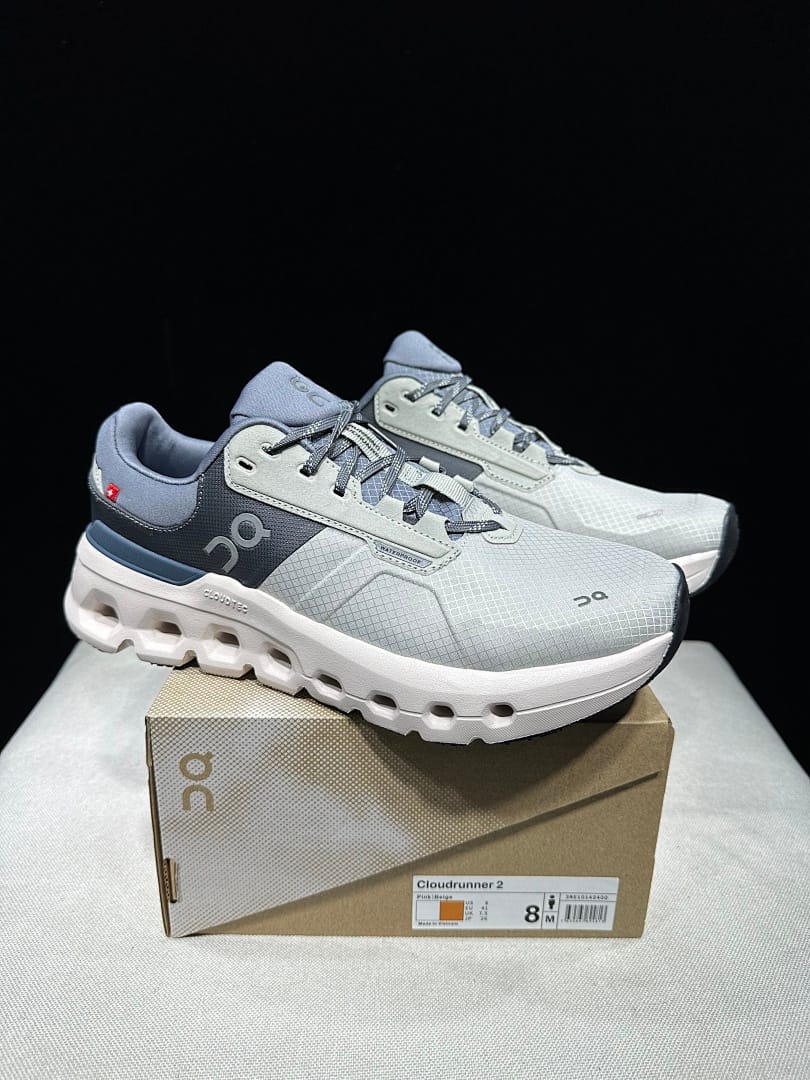 On Cloudrunner 2 'Dust Grey'