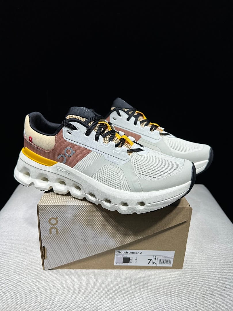 On Cloudrunner 2 'Brown'
