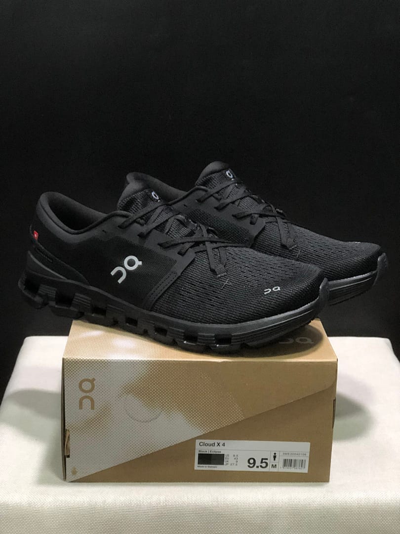 On Cloud X4 'Triple Black' (Colorway 3)