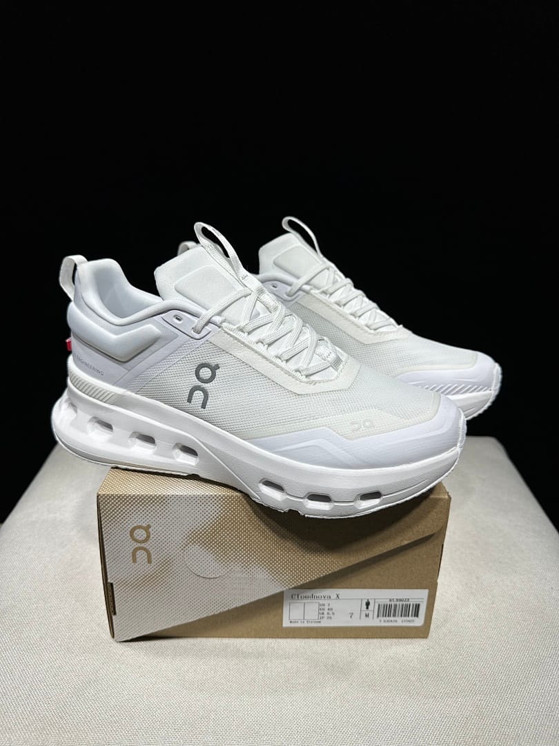 On Cloudnova X 'Triple White'