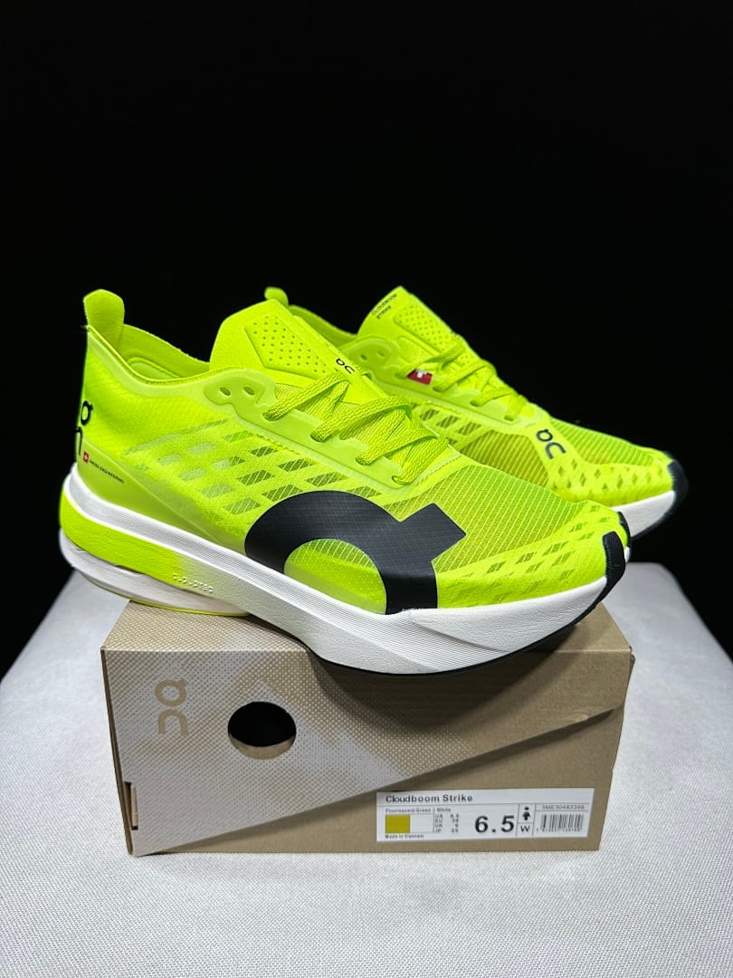 On Cloudspike Amplius 'Neon Green'