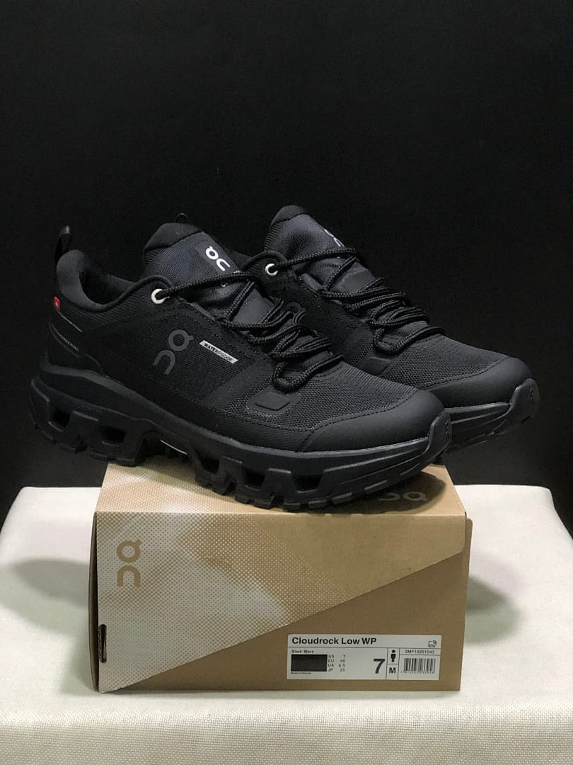 On Cloudrock Low WP (Colorway 25)