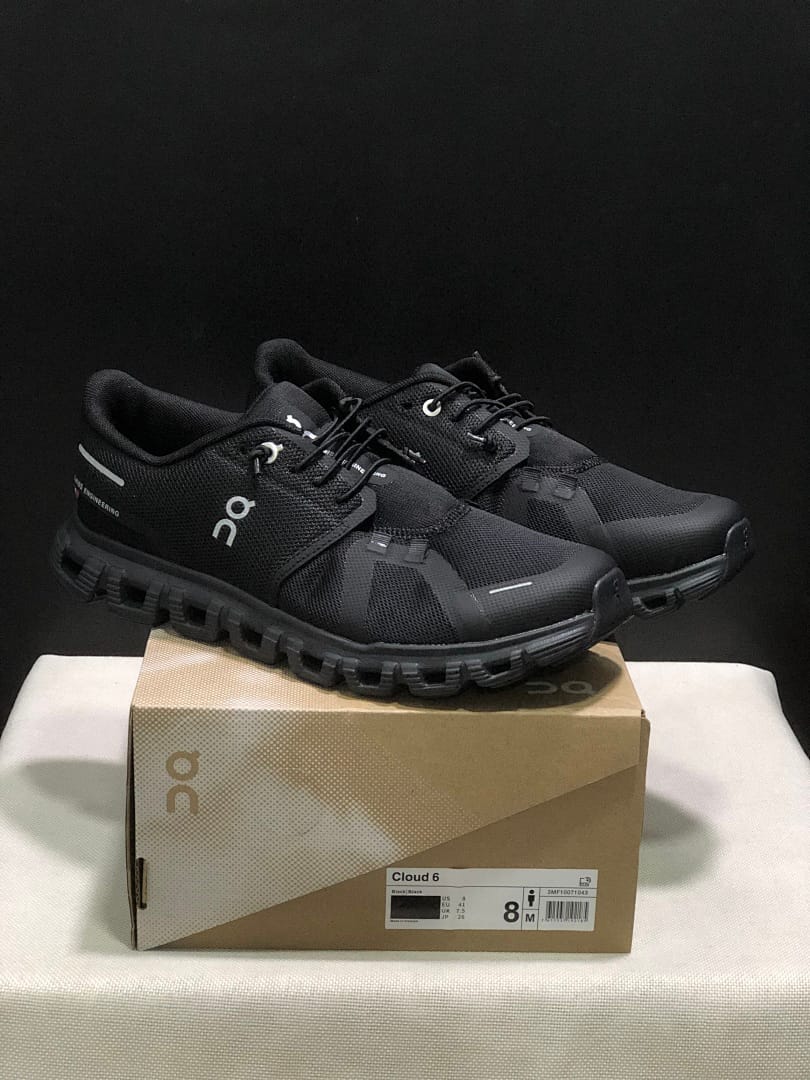 On Cloud 6 'Triple Black' (Colorway 3)