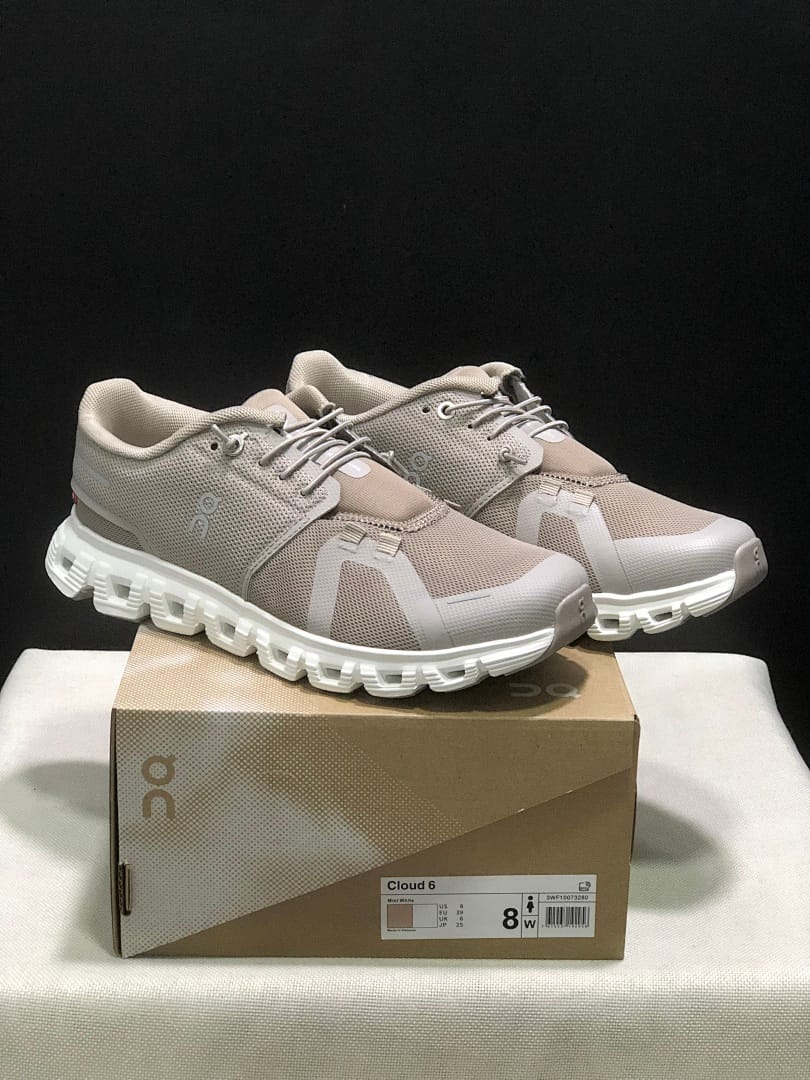 On Cloud 6 (Colorway 14)